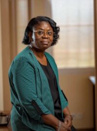 Nelly Tshela Mutay : une vie consacrée à l’art oratoire et au leadership